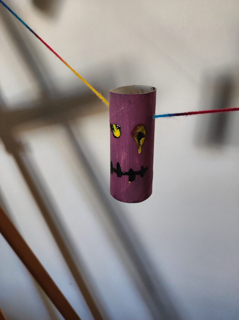 Cours d'art plastique pour enfants Décoration d'Halloween maternelle Silke Host