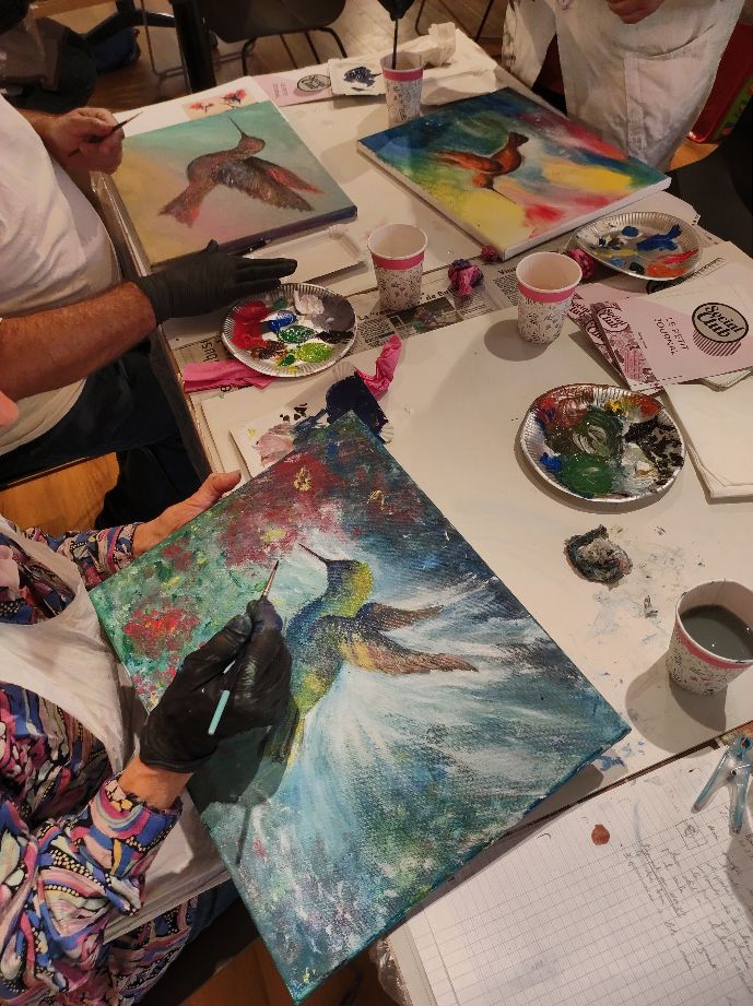 Cours de peinture collective colibri art Silke Host